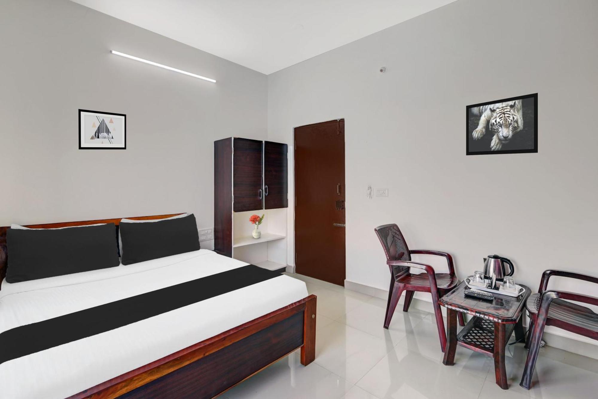 Super Collection O Chikmangaluru Near Railway Station Hotel Chikmagalūr Exterior foto